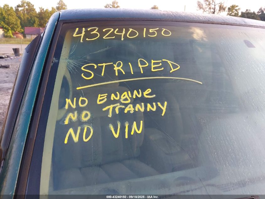 1995 GMC Sierra C1500 VIN: 2GTEC19K3S1521292 Lot: 43240150