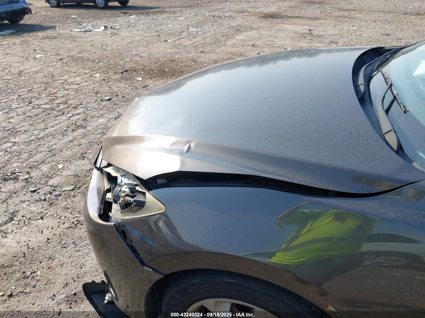 2014 MAZDA MAZDA3 I SPORT - JM1BM1U77E1159576