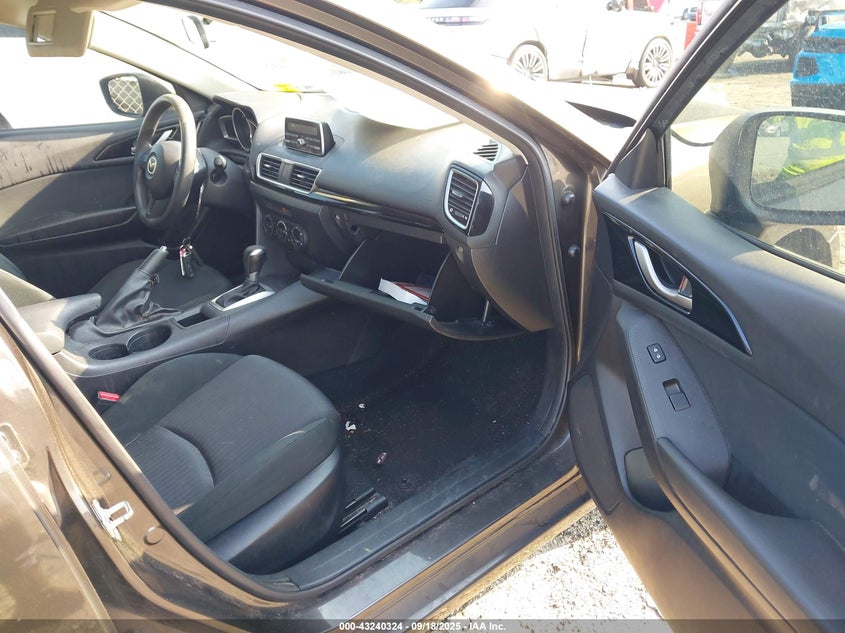 2014 MAZDA MAZDA3 I SPORT - JM1BM1U77E1159576