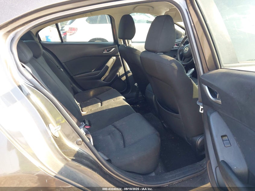 2014 MAZDA MAZDA3 I SPORT - JM1BM1U77E1159576