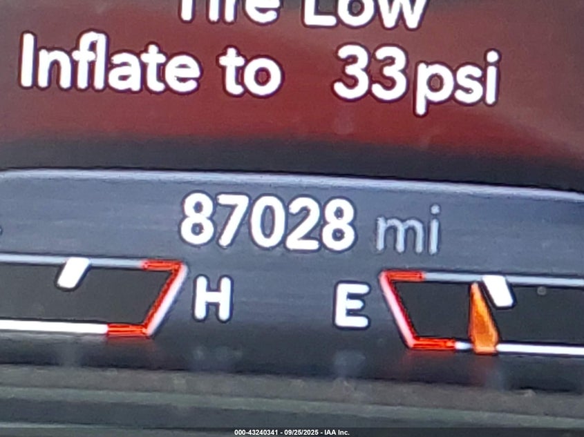 2019 Jeep Cherokee Overland 4X4 VIN: 1C4PJMJN7KD117244 Lot: 43240341