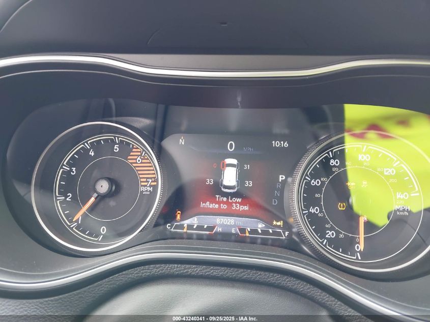 2019 Jeep Cherokee Overland 4X4 VIN: 1C4PJMJN7KD117244 Lot: 43240341