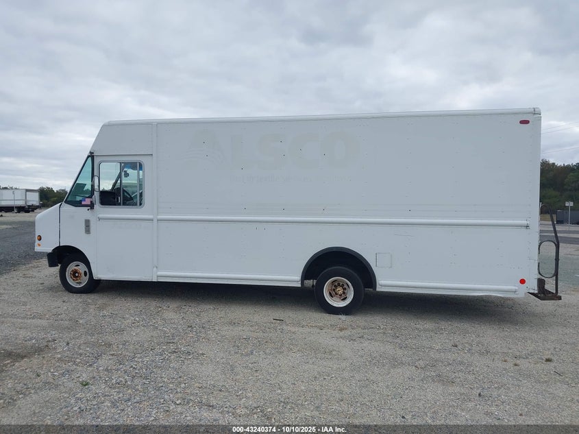 2010 Ford E-450 Stripped VIN: 1FC4E4KL2ADA89940 Lot: 43240374