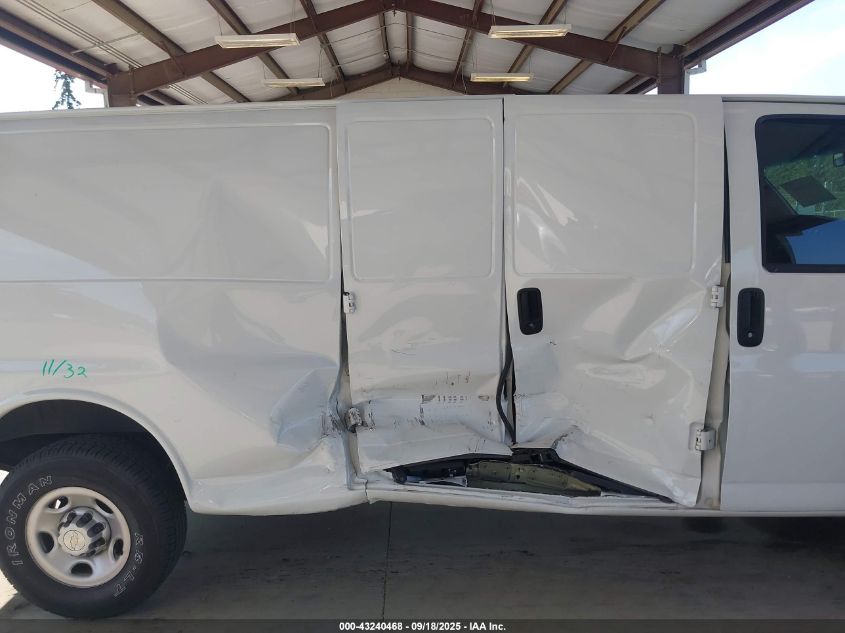 2021 Chevrolet Express Cargo Rwd 2500 Extended Wheelbase Wt VIN: 1GCWGBFP9M1205936 Lot: 43240468