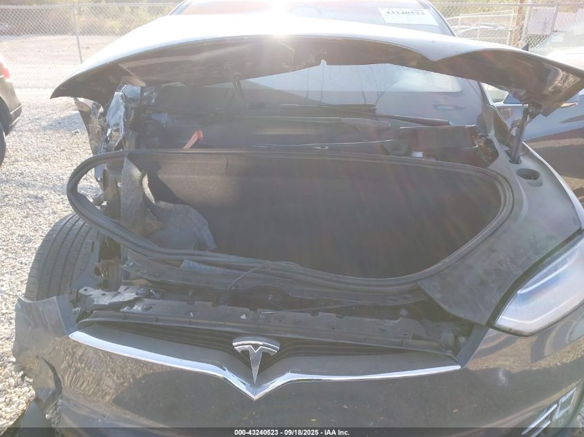 2020 Tesla Model X Long Range Dual Motor All-Wheel Drive/Long Range Plus Dual Motor All-Wheel Drive VIN: 5YJXCDE20LF263070 Lot: 43240523