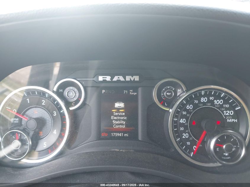 2020 Ram 3500 Tradesman 4X4 8' Box VIN: 3C63RRGLXLG121519 Lot: 43240545