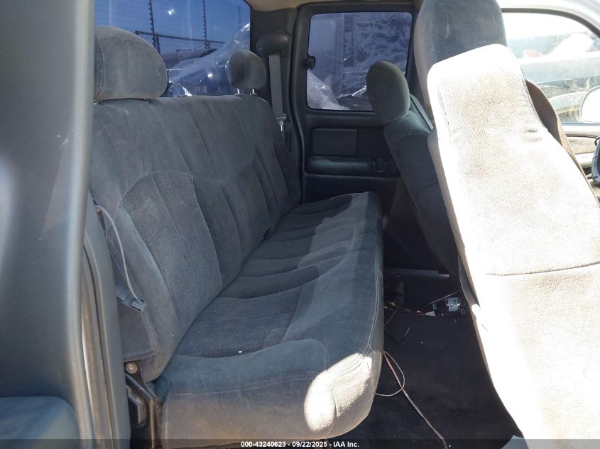 2001 Chevrolet Silverado 1500 Ls VIN: 2GCEC19V911102937 Lot: 43240623