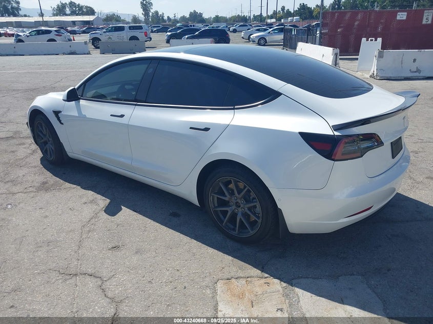 Vin: 5yj3e1ea7nf206981, lot: 43735204, tesla model 3 rear-wheel drive 20223