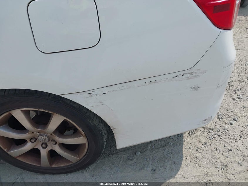 2013 Toyota Camry Se VIN: 4T1BF1FK8DU263577 Lot: 43240674