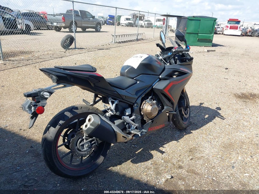 MLHPC6259M5200303 2021 HONDA CBR photo no. 4