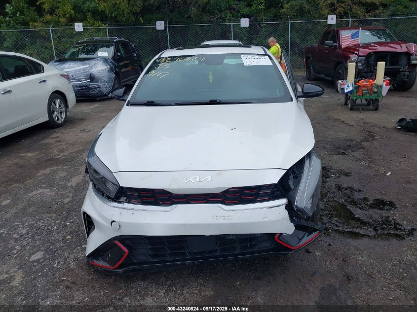 2022 Kia Forte Gt-Line VIN: 3KPF54AD8NE502161 Lot: 43240824