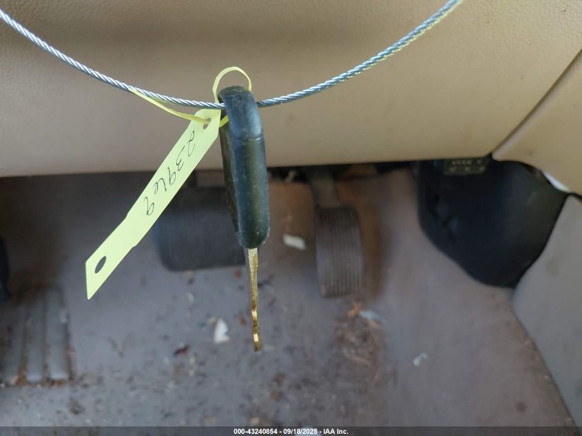 2004 Ford Expedition Eddie Bauer VIN: 1FMPU17L54LB51005 Lot: 43240854