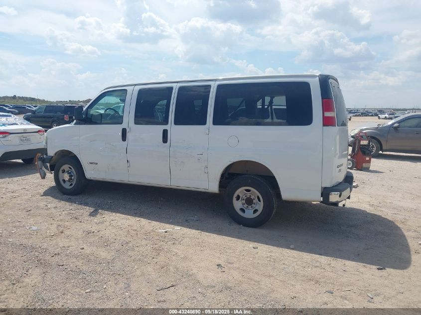 2004 Chevrolet Express VIN: 1GAGG25U941243834 Lot: 43240890