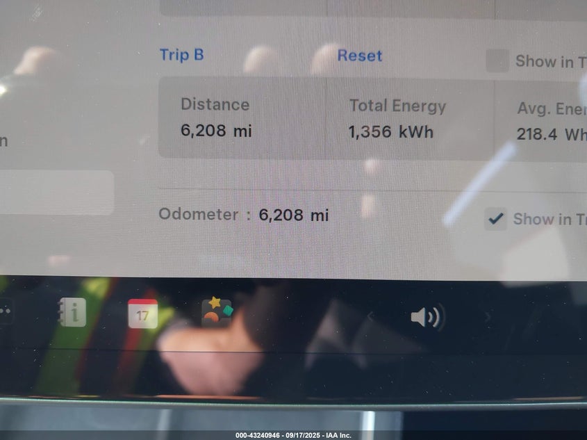 2026 Tesla Model Y Long Range Dual Motor All-Wheel Drive VIN: 7SAYGDED6TA431143 Lot: 43240946