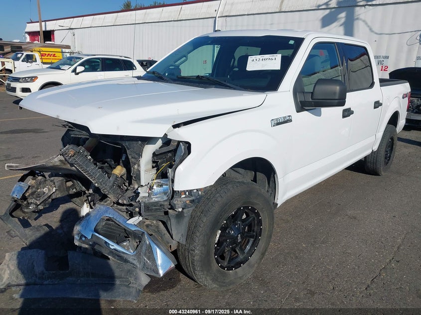 1FTEW1E54JKE19893 2018 FORD F-150 photo no. 2