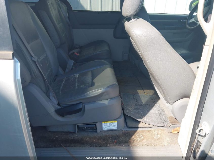 2008 Dodge Grand Caravan Sxt VIN: 2D8HN54XX8R645539 Lot: 43240982