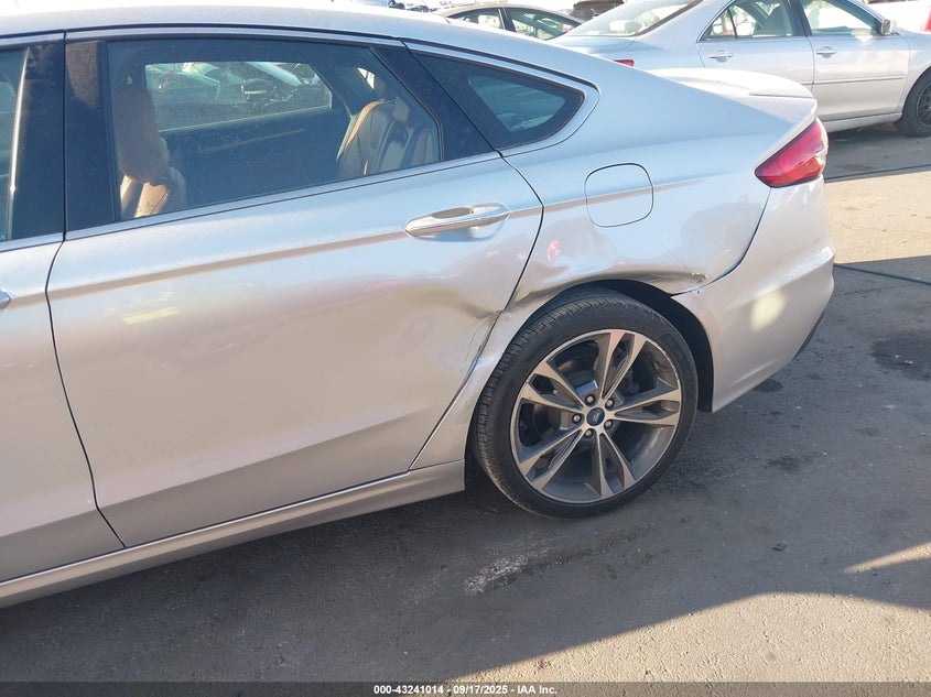 2019 Ford Fusion Titanium VIN: 3FA6P0K96KR254225 Lot: 43241014