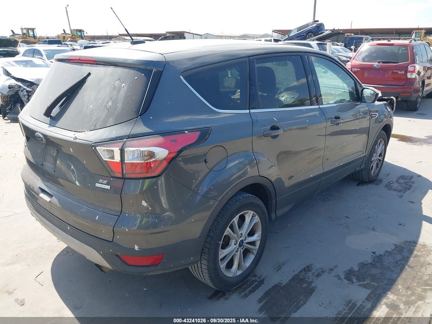 1FMCU0GDXHUC54860 2017 FORD ESCAPE photo no. 4