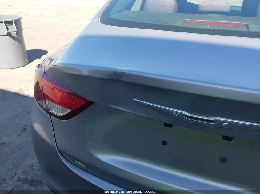 2015 Chrysler 200 Limited VIN: 1C3CCCAB6FN638095 Lot: 43241036