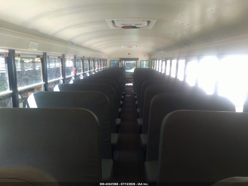 2023 IC CORPORATION 3000 auction photo 8