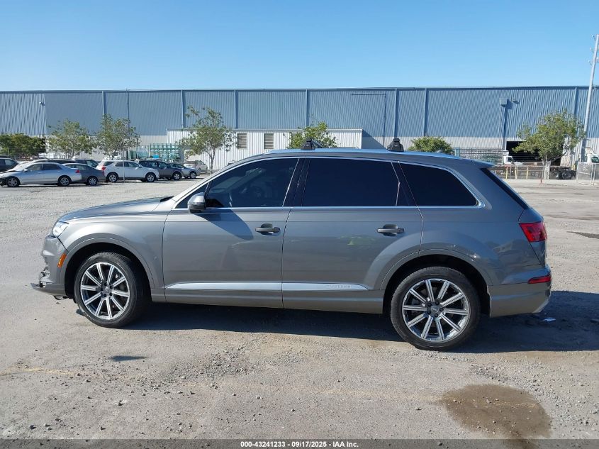 2017 Audi Q7 3.0T Premium VIN: WA1LAAF71HD054054 Lot: 43241233