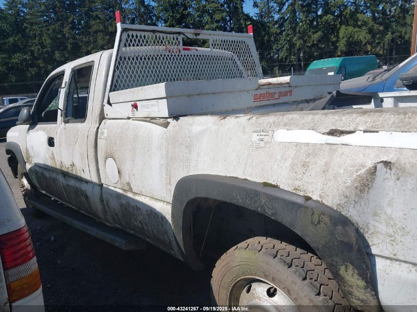 2006 Chevrolet Silverado 3500 Work Truck VIN: 1GCHK39U56E158656 Lot: 43241267