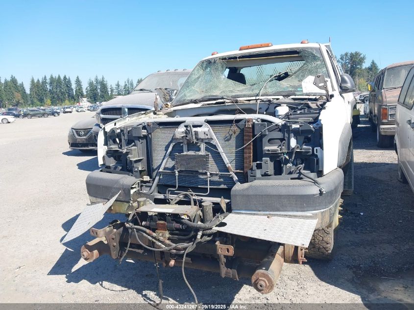 2006 Chevrolet Silverado 3500 Work Truck VIN: 1GCHK39U56E158656 Lot: 43241267