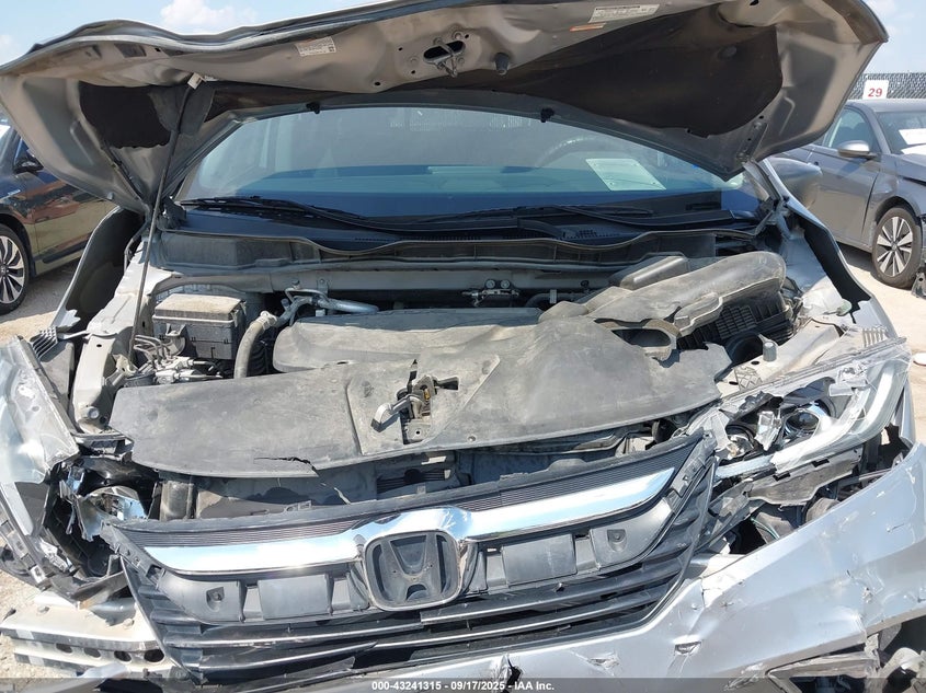 2019 Honda Odyssey Lx VIN: 5FNRL6H24KB028220 Lot: 43241315