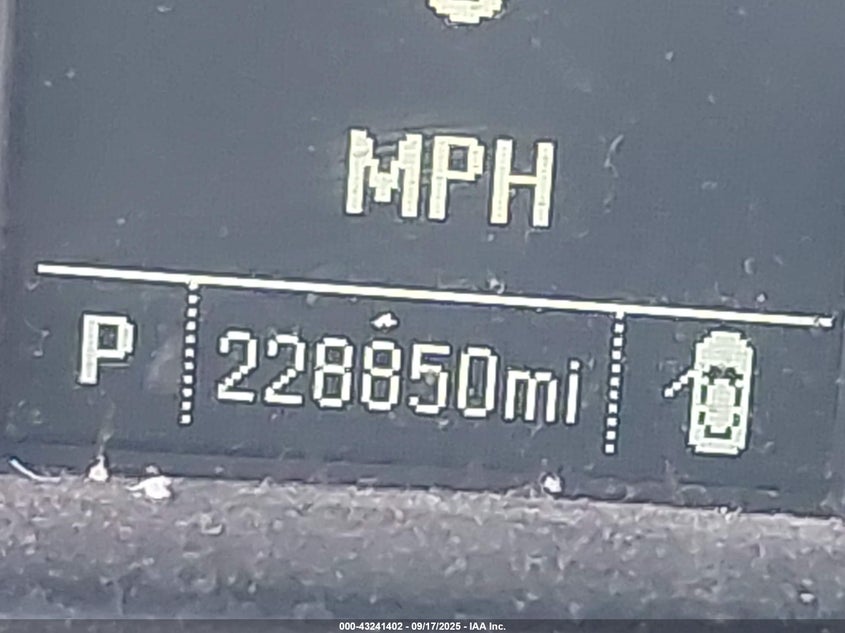 2017 CHEVROLET SILVERADO 1500 LS - 1GCRCNEC8HZ146149