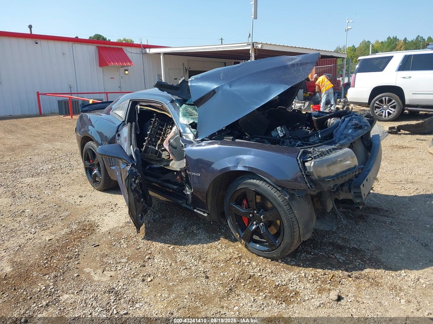 CHEVROLET CAMARO 2SS