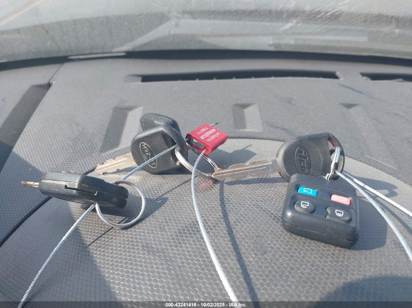 2008 Mercury Mariner V6 VIN: 4M2CU91138KJ51874 Lot: 43241416