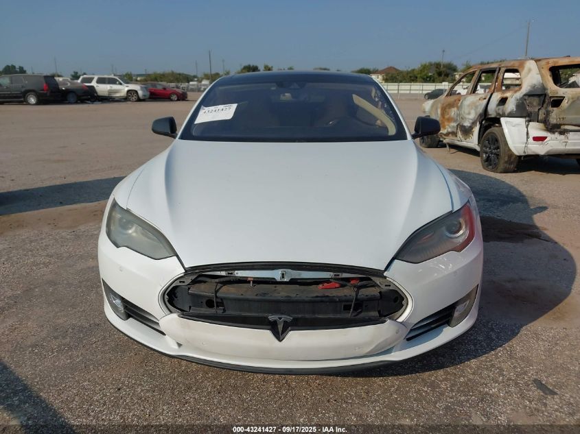 2015 Tesla Model S 70D/85D/P85D VIN: 5YJSA1S22FF082785 Lot: 43241427