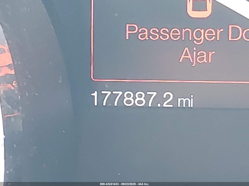 2014 Ford Mustang V6 Premium VIN: 1ZVBP8EMXE5213494 Lot: 43241433