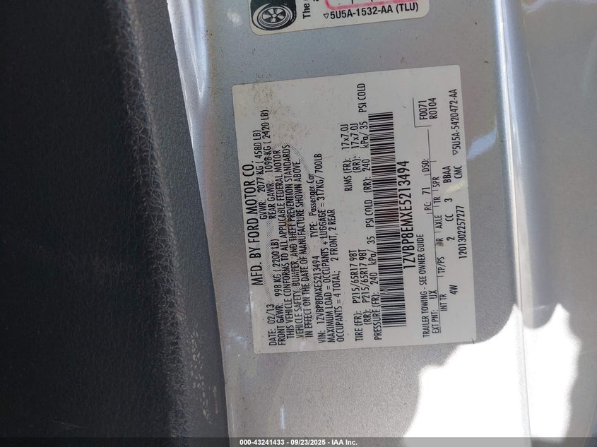 2014 Ford Mustang V6 Premium VIN: 1ZVBP8EMXE5213494 Lot: 43241433