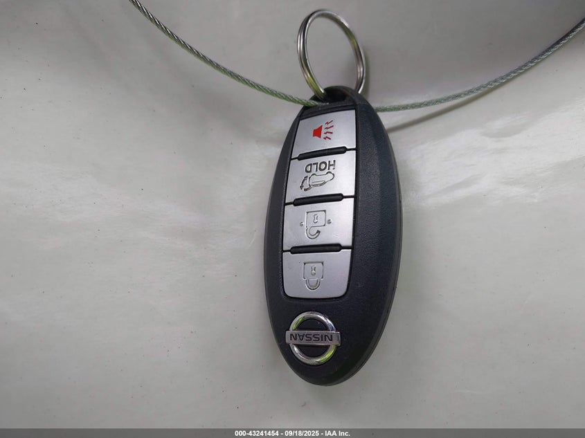 2016 NISSAN ROGUE SL - 5N1AT2MT2GC847991