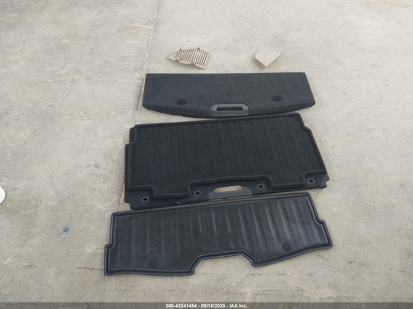 2016 NISSAN ROGUE SL - 5N1AT2MT2GC847991