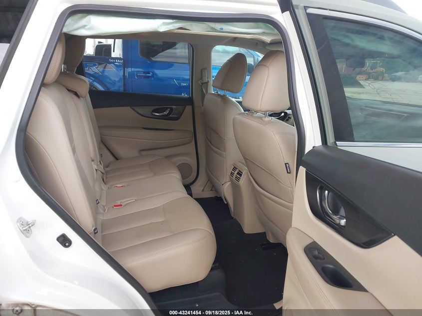 2016 NISSAN ROGUE SL - 5N1AT2MT2GC847991