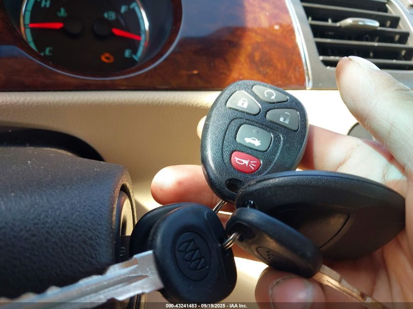 1G4HJ5EM9BU114773 BUICK LUCERNE 2011 CREAM Photo 11