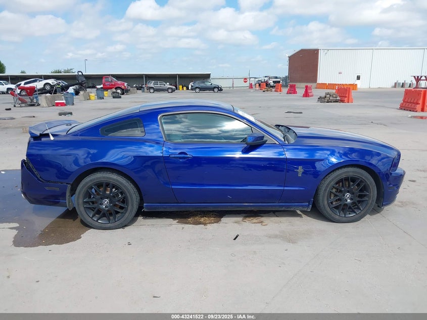 2014 Ford Mustang V6 Premium VIN: 1ZVBP8AM4E5254533 Lot: 43241522
