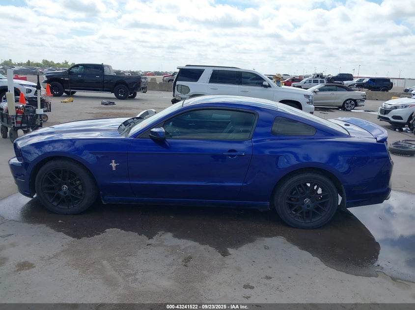 2014 Ford Mustang V6 Premium VIN: 1ZVBP8AM4E5254533 Lot: 43241522