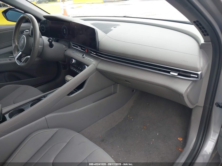 2025 HYUNDAI ELANTRA SEL CONVENIENCE - KMHLS4DG6SU883101