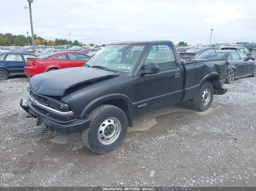 1999 Chevrolet S-10 black truck gasoline 1GCDT14X1X8108564 photo #3