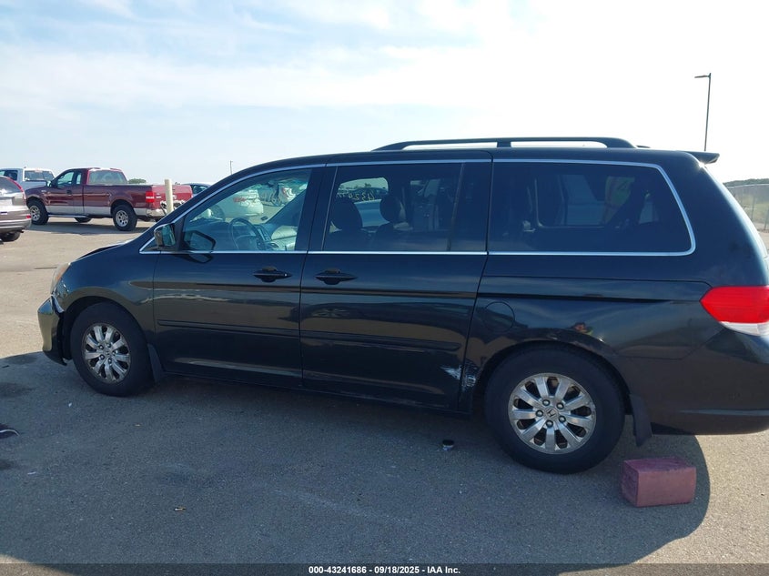 2010 Honda Odyssey Ex-L VIN: 5FNRL3H70AB101379 Lot: 43241686