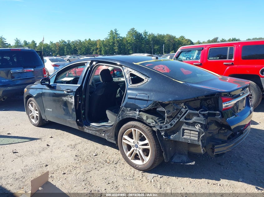 VIN 3FA6P0LU0JR272639 2018 FORD FUSION HYBRID SE