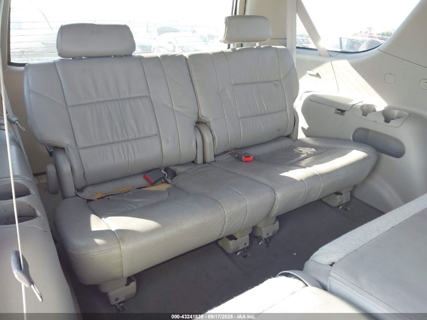 2004 Toyota Sequoia Sr5 V8 VIN: 5TDZT34A64S218269 Lot: 43241839