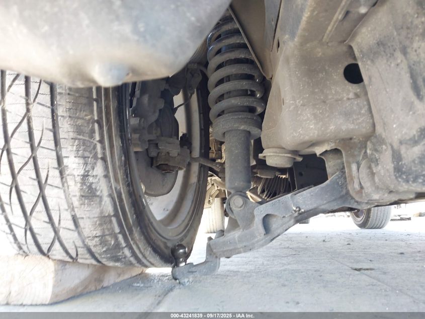 2004 Toyota Sequoia Sr5 V8 VIN: 5TDZT34A64S218269 Lot: 43241839