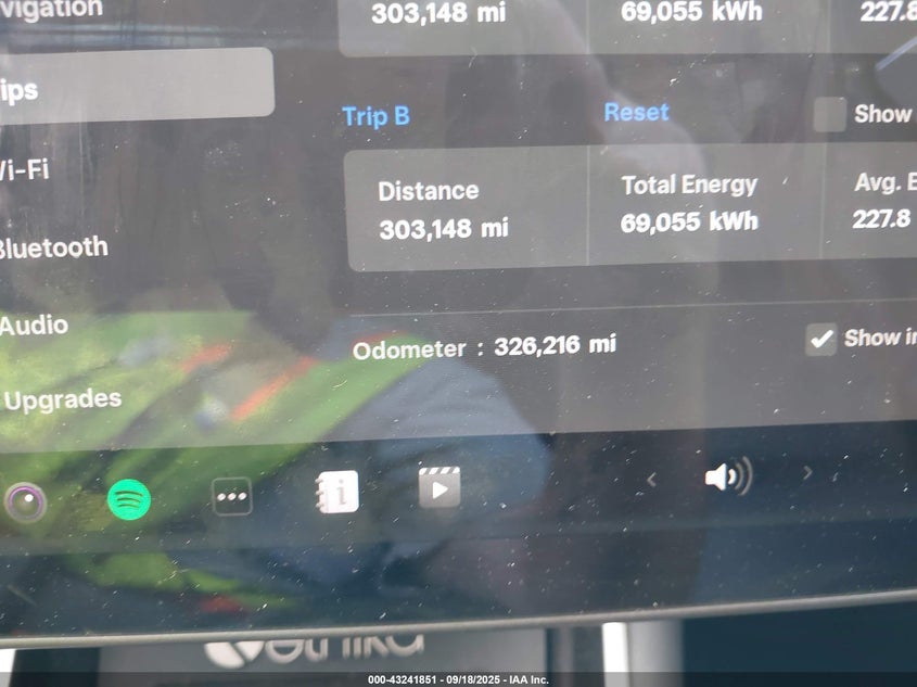 2020 Tesla Model 3 Standard Range Plus Rear-Wheel Drive/Standard Range Rear-Wheel Drive VIN: 5YJ3E1EA5LF633704 Lot: 43241851