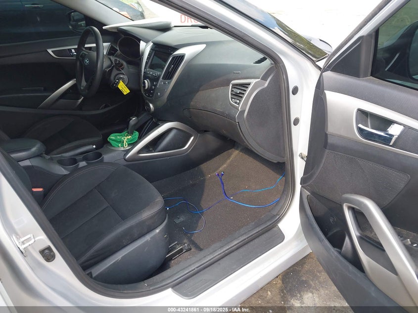 2016 HYUNDAI VELOSTER - KMHTC6AD4GU275698