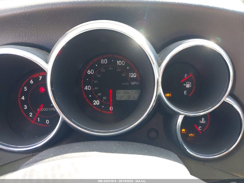 2007 Toyota Matrix Xr VIN: 2T1KR30E37C670668 Lot: 43241914