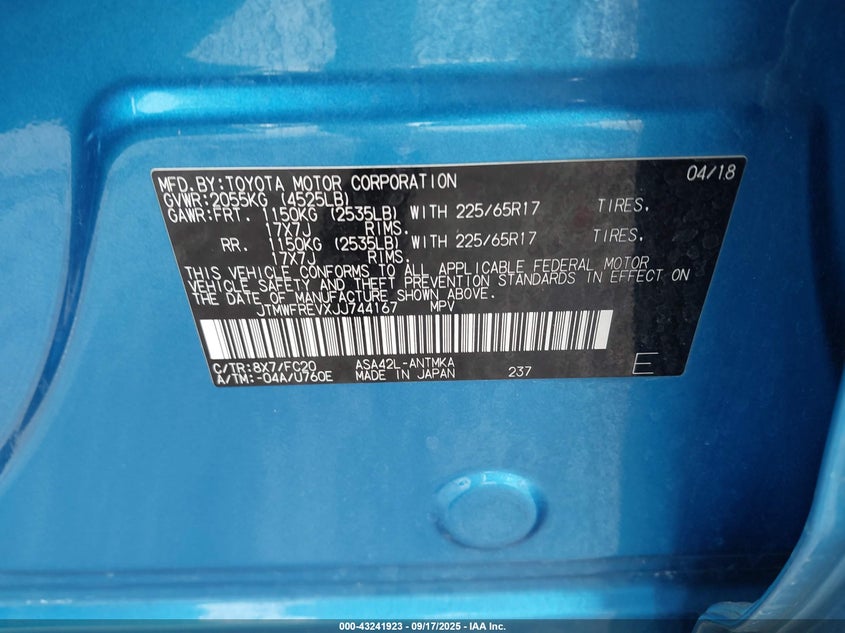 VIN JTMWFREVXJJ744167 2018 TOYOTA RAV4 XLE